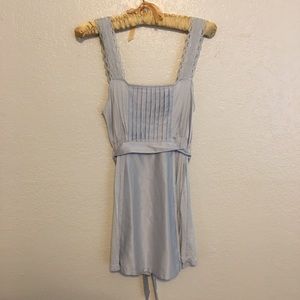 Gorgeous classy tank top.